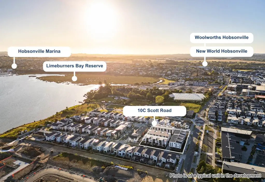 Hobsonville 4房 现代设计与Hobsonville地段完美融合 宽敞生活空间 设计师厨房Bosch电器 完美娱乐空间 风景如画海岸步道 临近顶级学校区 轻松通勤CBD 生活均衡美丽便利。 Hobsonville Hot Spot – Act Fast!