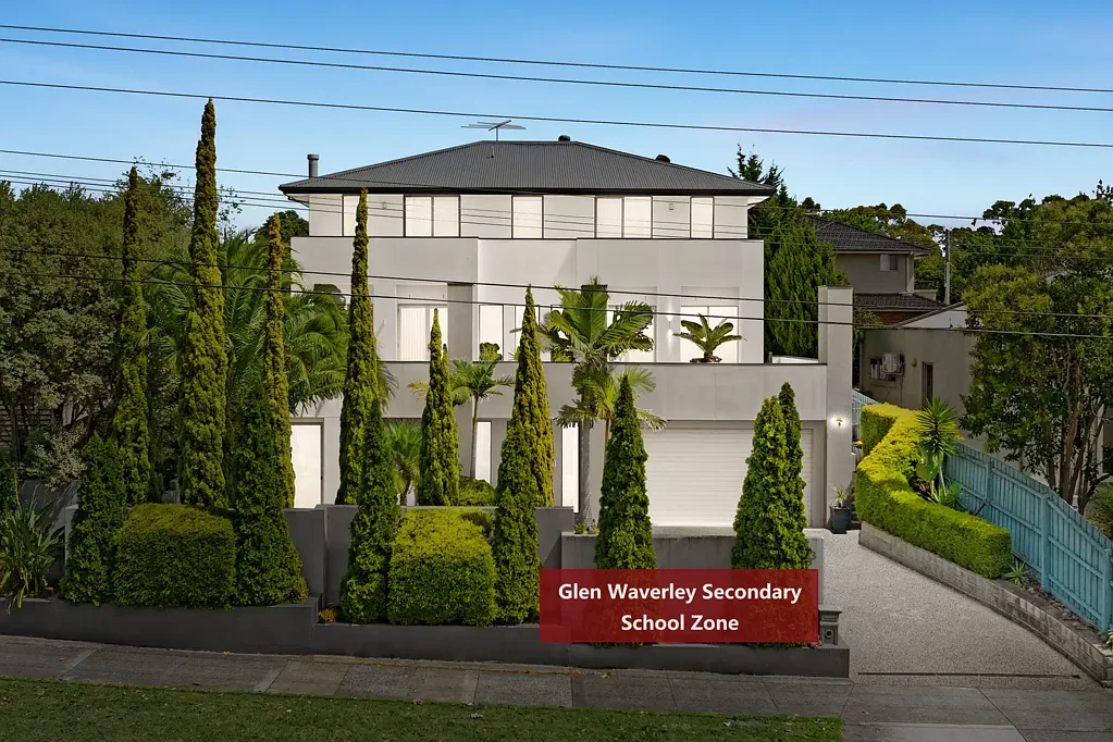 Mount Waverley 5ਬੈੱਡਰੂਮ CUSTOM DESIGNED RESIDENCE IN GWSC ZONE