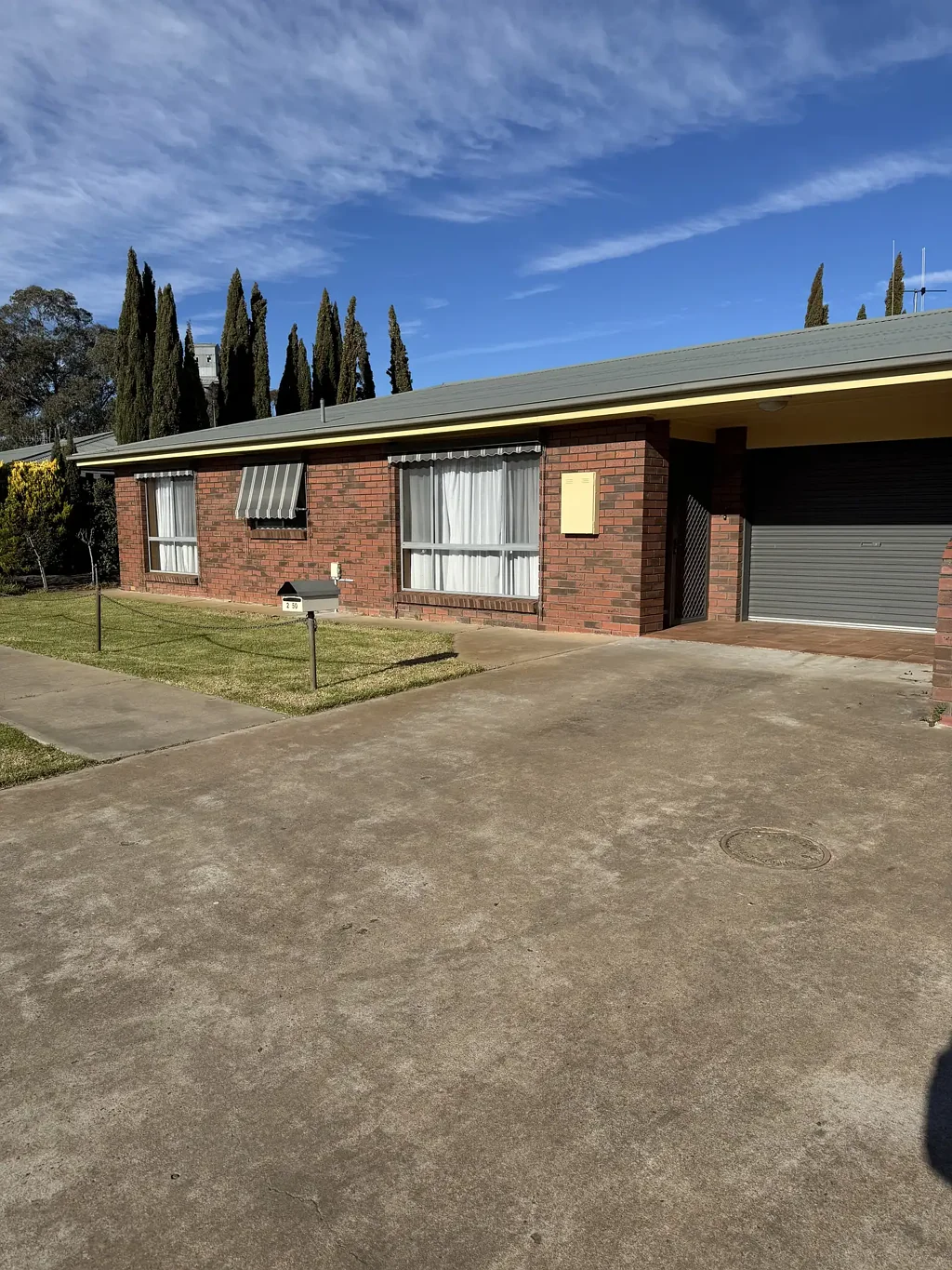 Kaniva 2房  Charming Unit in the Heart of Kaniva