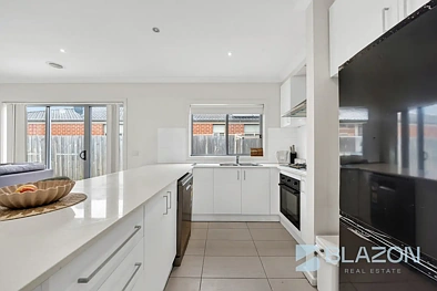 424 Hogans Road, Tarneit, VIC 3029, 4房, 2浴, House