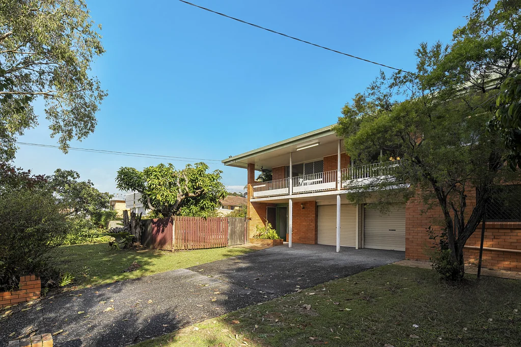 17 Cervantes Street, Macgregor, QLD 4109
