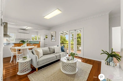 लिविंग रूम - 303 Wynnum North Road, Wynnum, QLD 4178