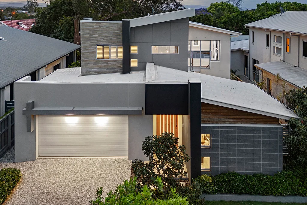 16 Outlook Crescent, Bridgeman Downs, QLD 4035