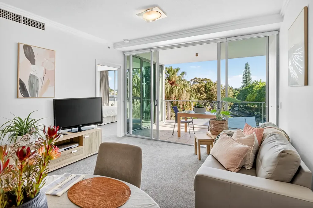 2223/33 T E Peters Dive, Broadbeach Waters, QLD 4218