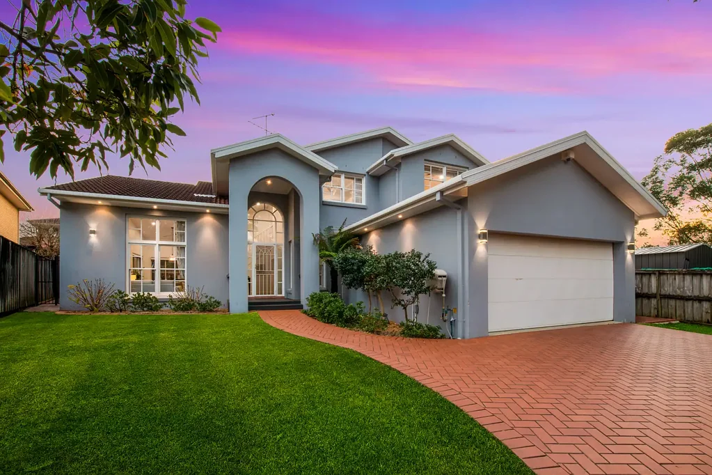 Kellyville 4Zimmer A Rare Private Position in the Heart of Kellyville