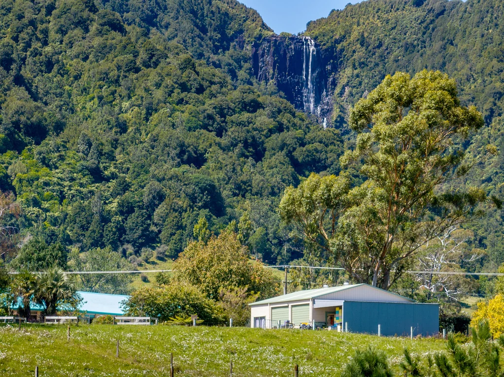 Matamata 8-Hectare paradise at Wairere Falls