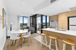 1607/2663 Gold Coast Highway, Broadbeach