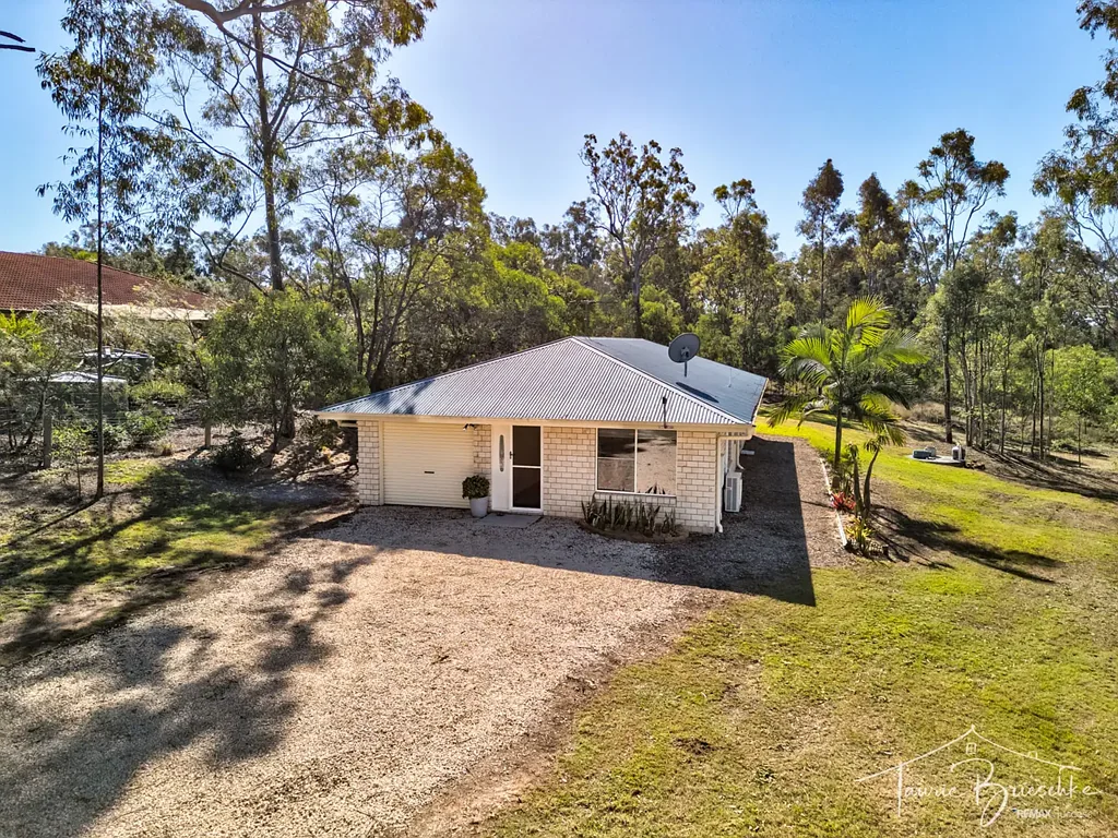 33 Andrews Court, Regency Downs, QLD 4341