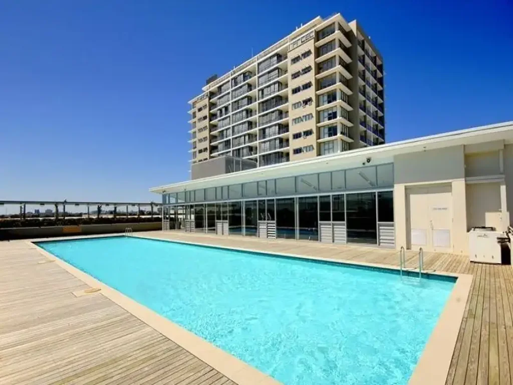Spacious apartment with huge garden terrace at South Point
