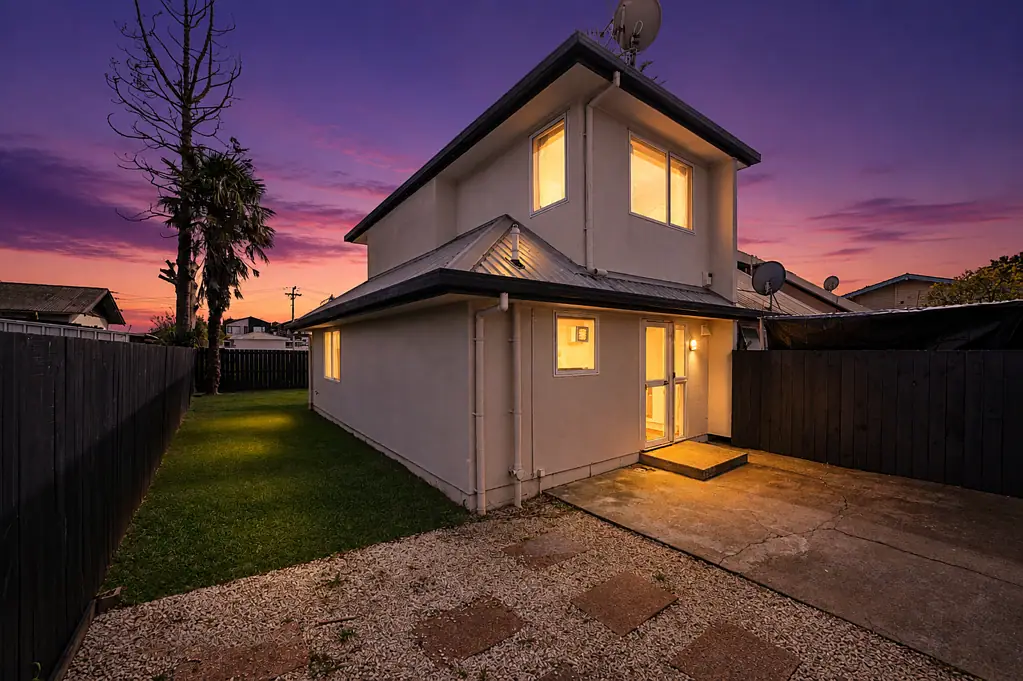 Mangere 2कमरा Investment Opportunity - Vendor Ready to Cash Out!