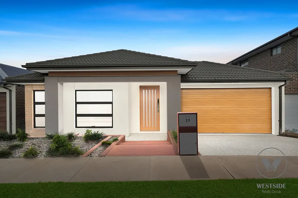 Deanside 5બેડરૂમ Modern Luxury Meets Everyday Convenience – 39 Litoria Drive, Deanside