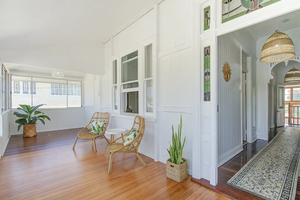 22 Gordon Parade, Manly, QLD 4179
