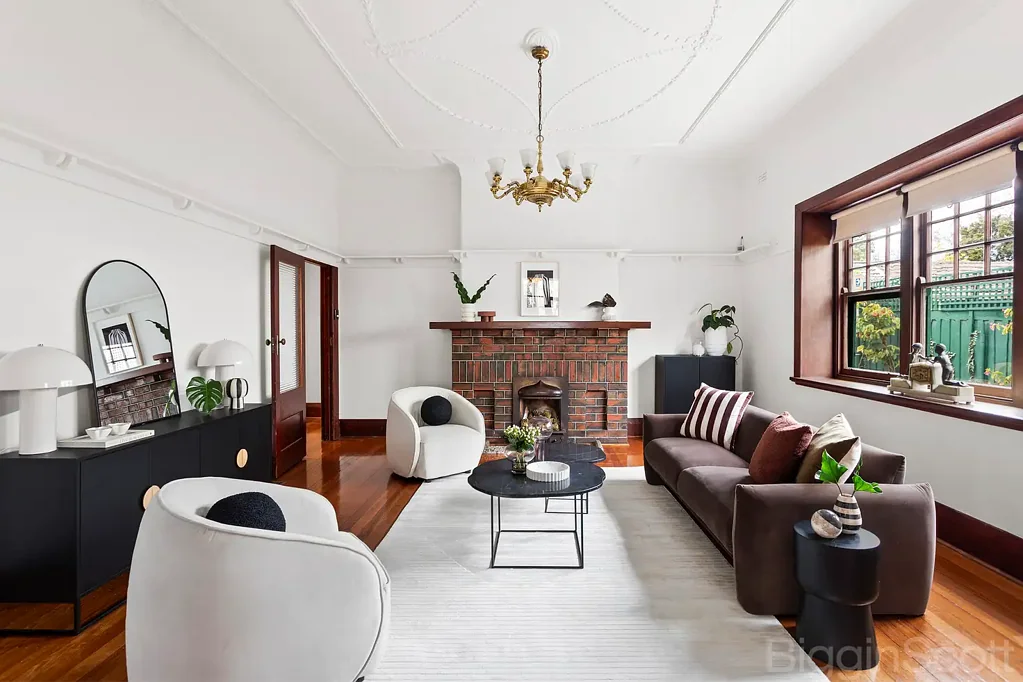 Ripponlea 5બેડરૂમ Expressions of Interest Close Monday 13th October at 12 pm