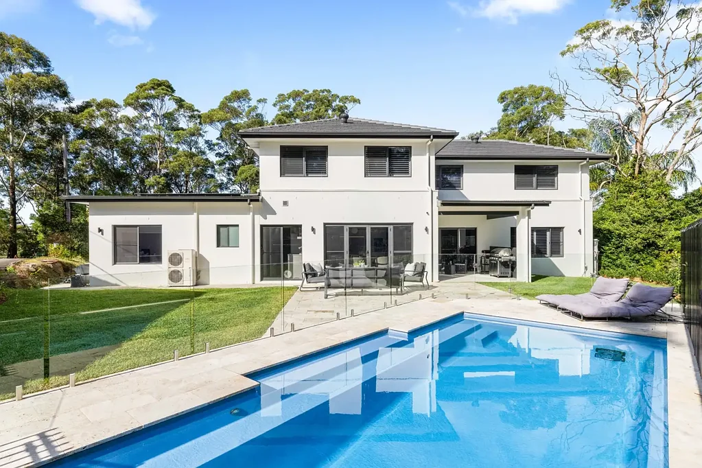Wahroonga 5 Bedroom Brand new and destined to impress