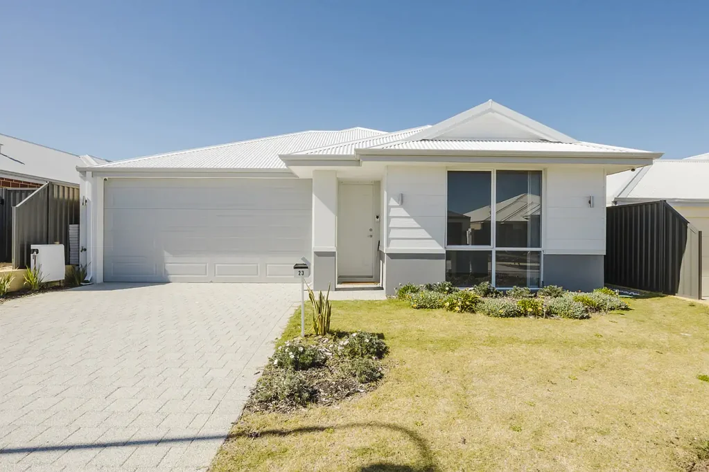 Immaculate 4 x 2 - Ready to call home