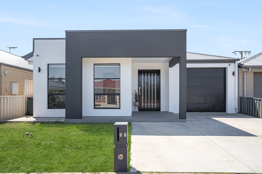 17 Emlyn Avenue, Salisbury, SA 5108