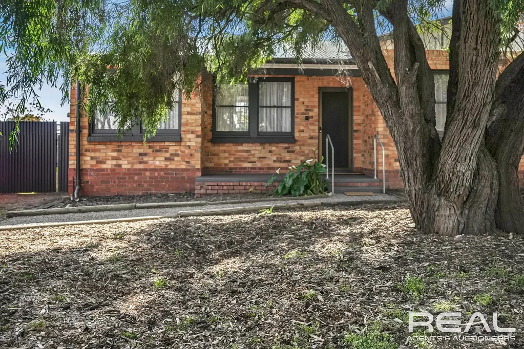 Elizabeth East 3બેડરૂમ Stunning Home on approx 791 sqm, Big Shed + Rumpus