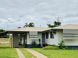 25 FLINDERS Drive, Moranbah