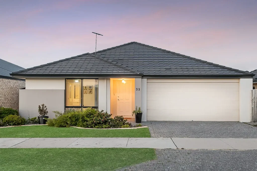 4 x 2 Family Home in Baldivis
