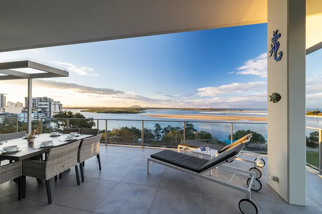 Maroochydore 3Kwarto EXCLUSIVE TOP-FLOOR LIVING WITH BREATHTAKING OCEAN & RIVER VIEWS