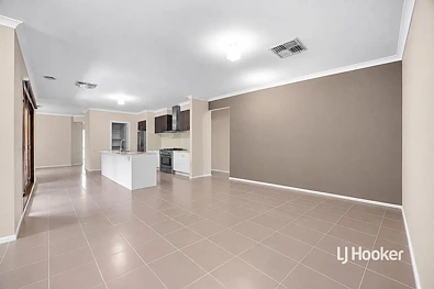 9 Spinifex Street, Point Cook, VIC 3030, 4 Bedrooms, 2 Bathrooms, House