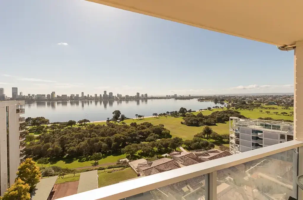 South Perth 4ਬੈੱਡਰੂਮ Full City and Swan River Views