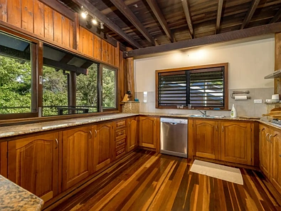 Bayview Heights 4Moenga Elevated, Iconic & Designed for Tropical Living