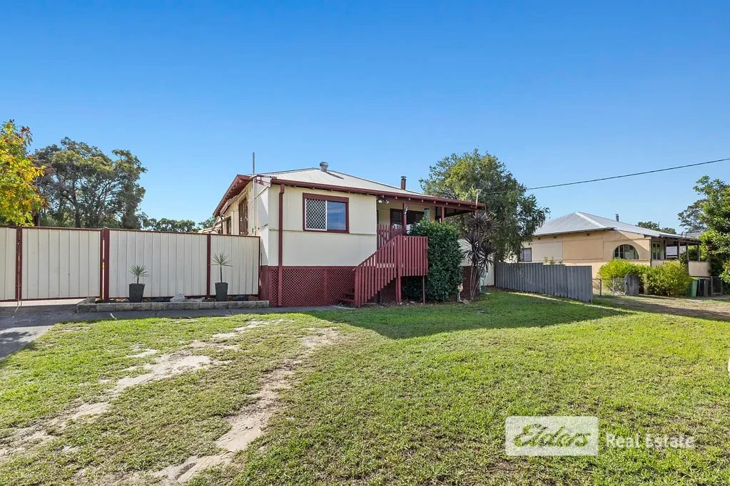 11 Evans Street, Collie, WA 6225