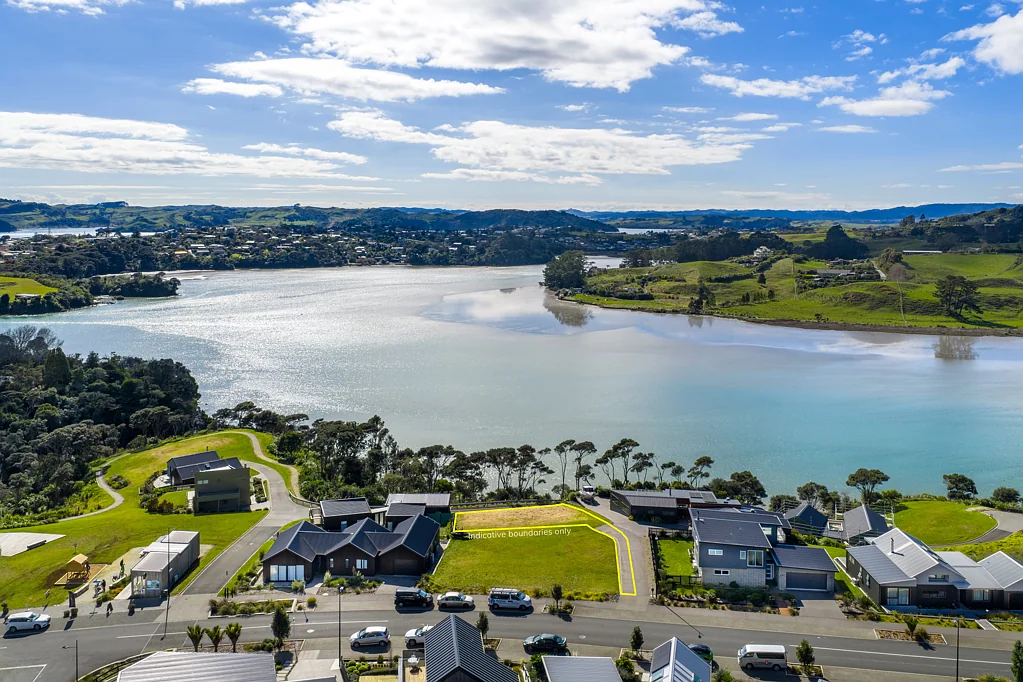 35 Rangitahi Road, Raglan, Waikato