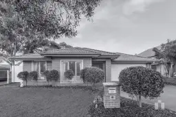 33 Senecio Drive, Doreen