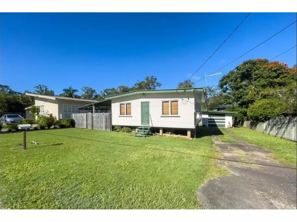 Alexandra Hills 3બેડરૂમ BEEN WAITING FOR A GREAT AFFORDABLE RENOVATOR ?????