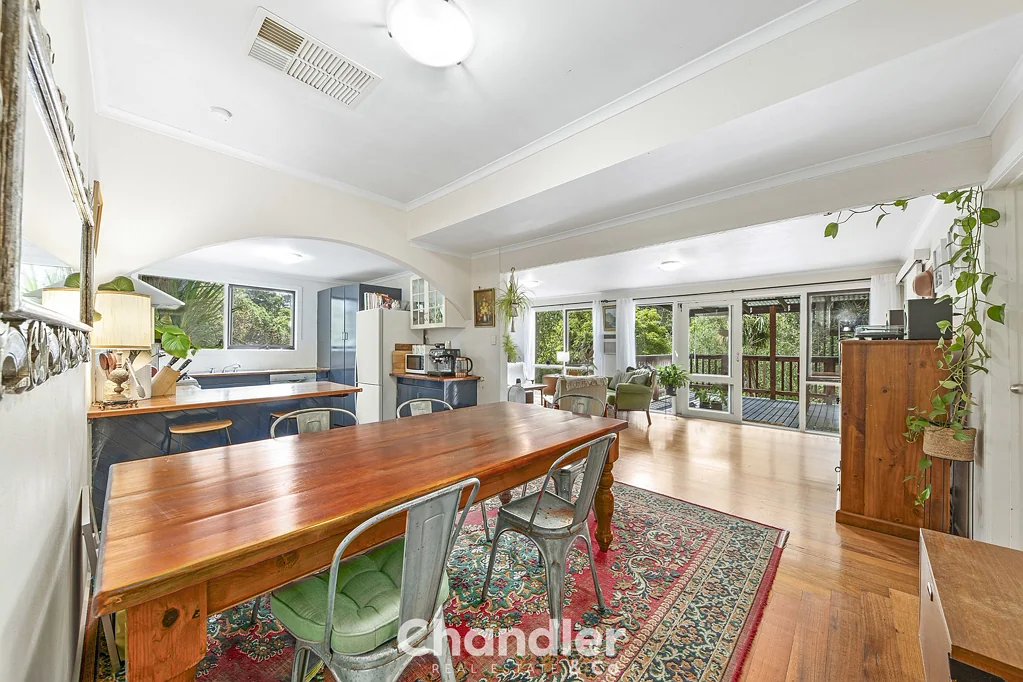 131 Old Belgrave Road, Upwey, VIC 3158