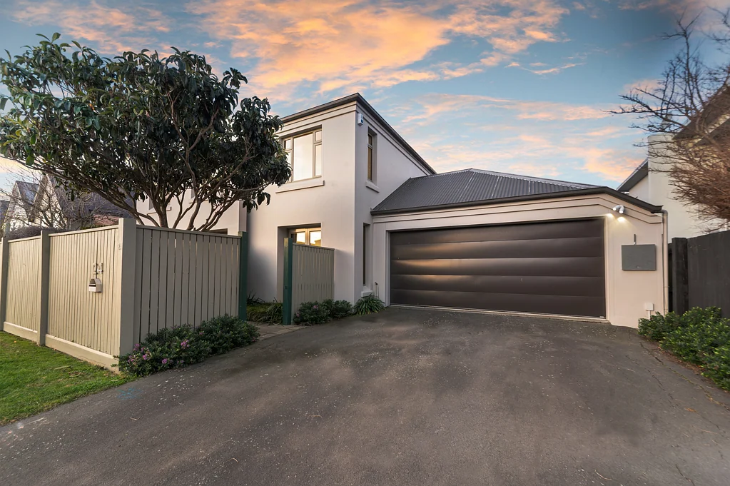 Riccarton 3Kwarto Solidly Built, Beautifully Renovated!
