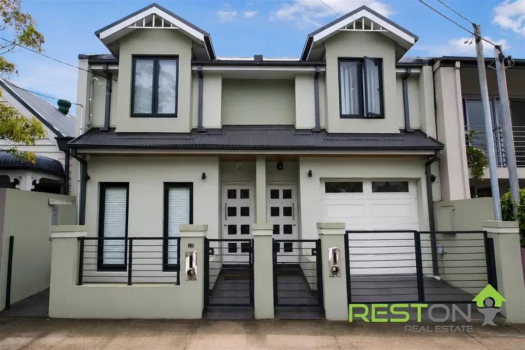 MODERN 3 BEDROOM DUPLEX