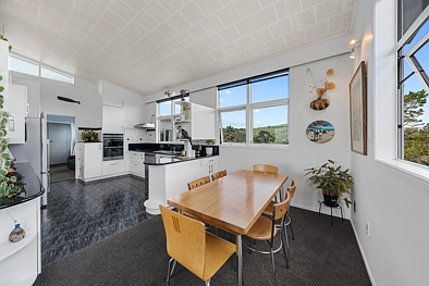 4 Range Road, Swanson, Waitakere City, 3 habitaciones, 2 baños, House