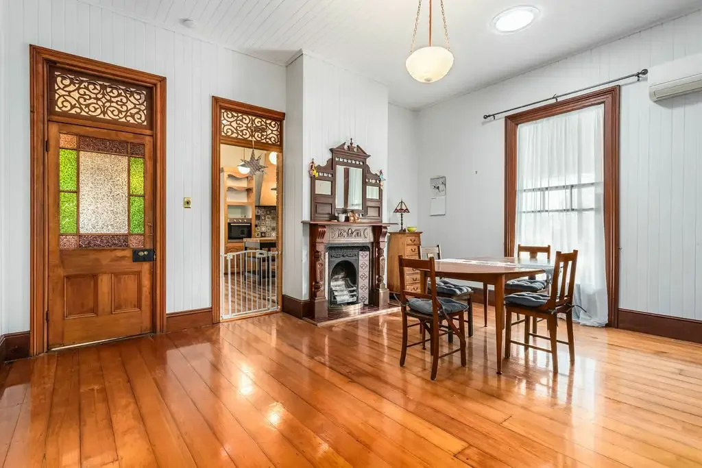 North Ipswich 4Phòng ngủ "WAHROONGA" Colonial Splendour