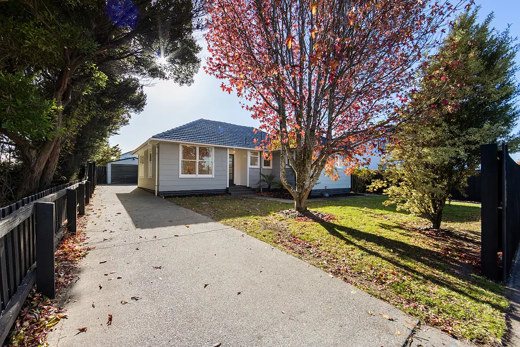 Northcote 3房  Renovated, Ready and Bordering the Reserve