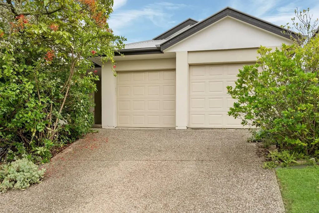 Spacious Family Home on a Corner Block with Solar – Perfectly Located in Springfield Lakes - Headline