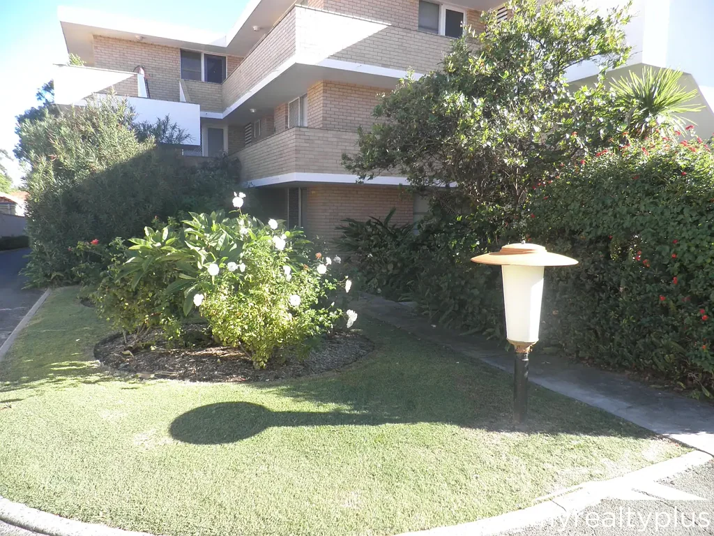 One bedroom unit in a prime location awaiting you!