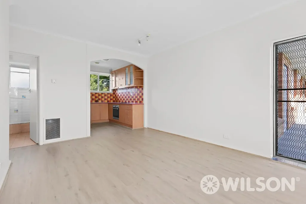 Exceptional Value in Caulfield South – Freshly Updated First-Floor Apartment