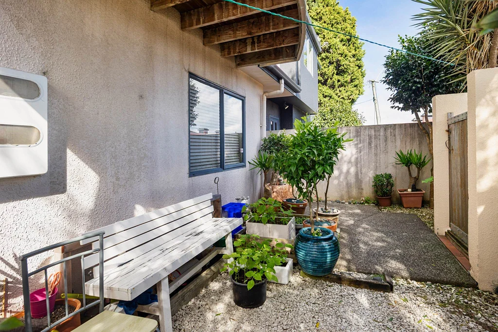 Mount Albert 3कमरा 3-Level Townhouse Opposite St Lukes Mall