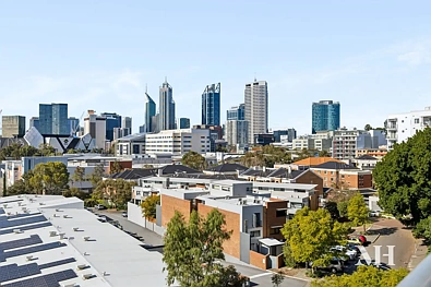 West Perth 2 Bedroom Elevated City Living with Expansive Views & Resort-Style Facilities