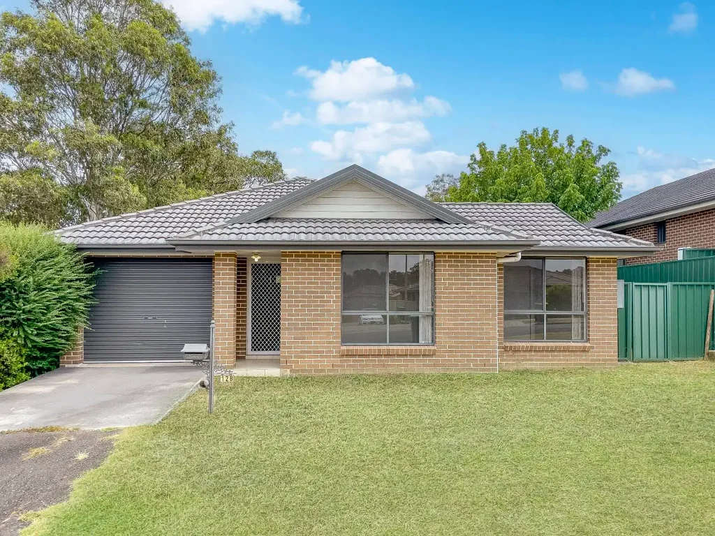 "Well-presented Home"