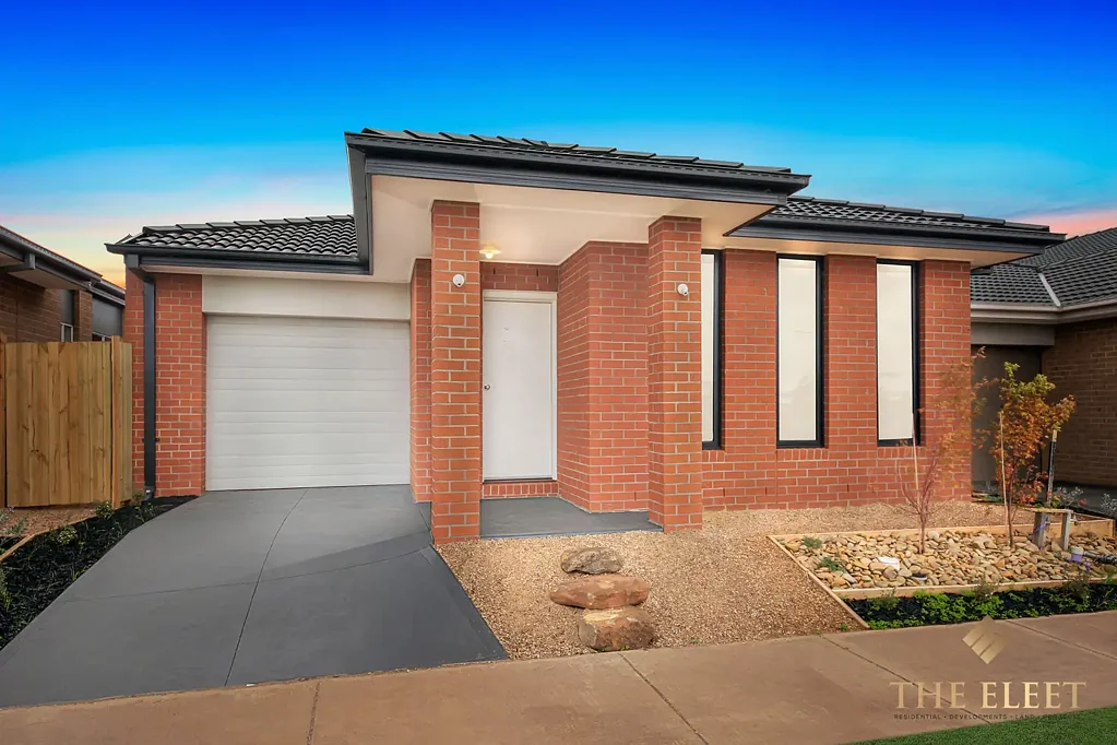 Thornhill Park 3Zimmer BEAUTIFUL HOUSE OPPOSITE TO GREAT WATER VIEW,CALLING  FIRST HOME BUYER/ INVESTOR !!