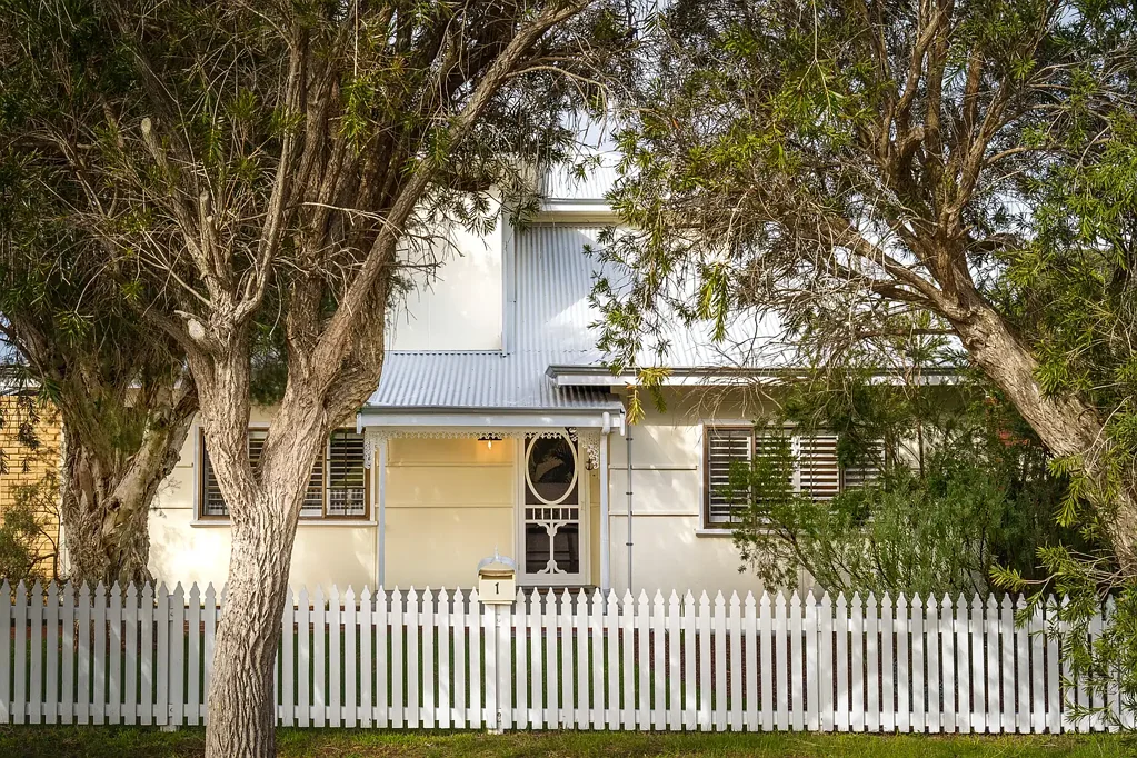 Margaret River 3 Bedroom Funky 60s flair with modern comforts!