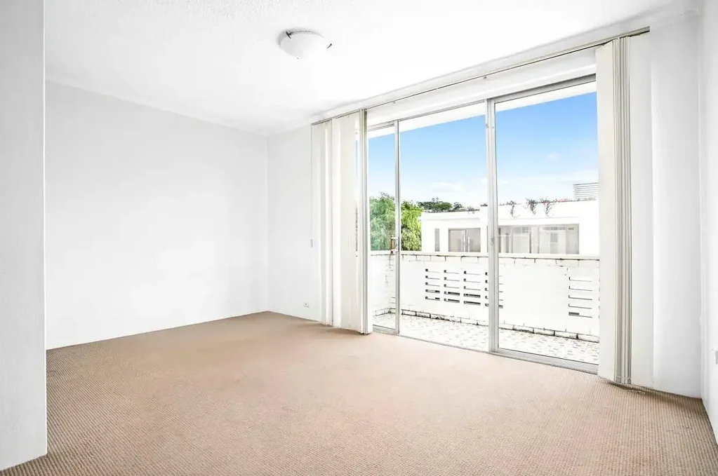 Pet Friendly Beachside Apartment