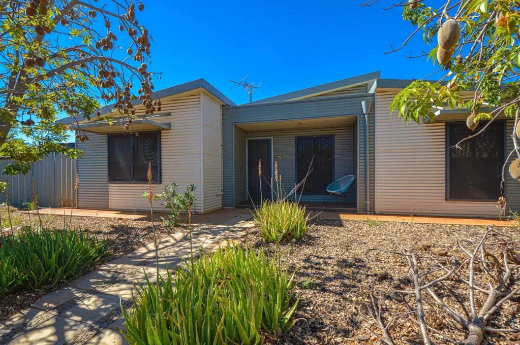 South Hedland 4બેડરૂમ SPECTACULAR PROPERTY WITH OUTSTANDING RETURNS