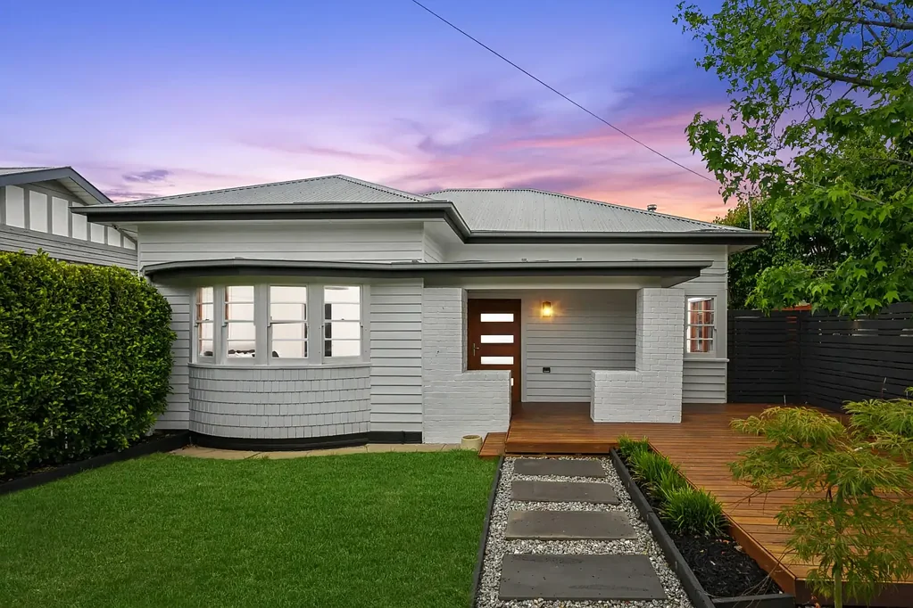 Newtown 3房  Chic Modern Living in Cosmopolitan Newtown