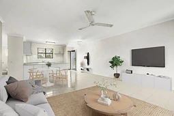 4/5 Andrews Street, Southport