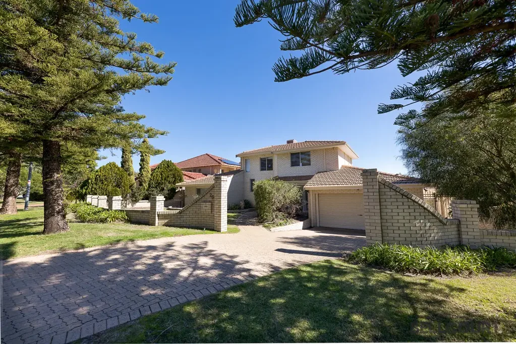 Winthrop 5 Bedroom A Family Favourite in the Making!